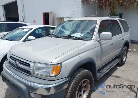 1999 Toyota 4Runner Sr5 from USA, damaged, VIN JT3GN86R8X0114797